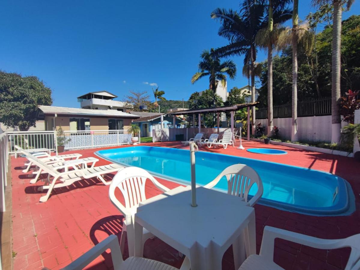 DK3 - CASA COM 3 SUITES COM PISCINA BRUNO KLEMTZ- 10 x sem juros no cartao Itapema Exterior foto