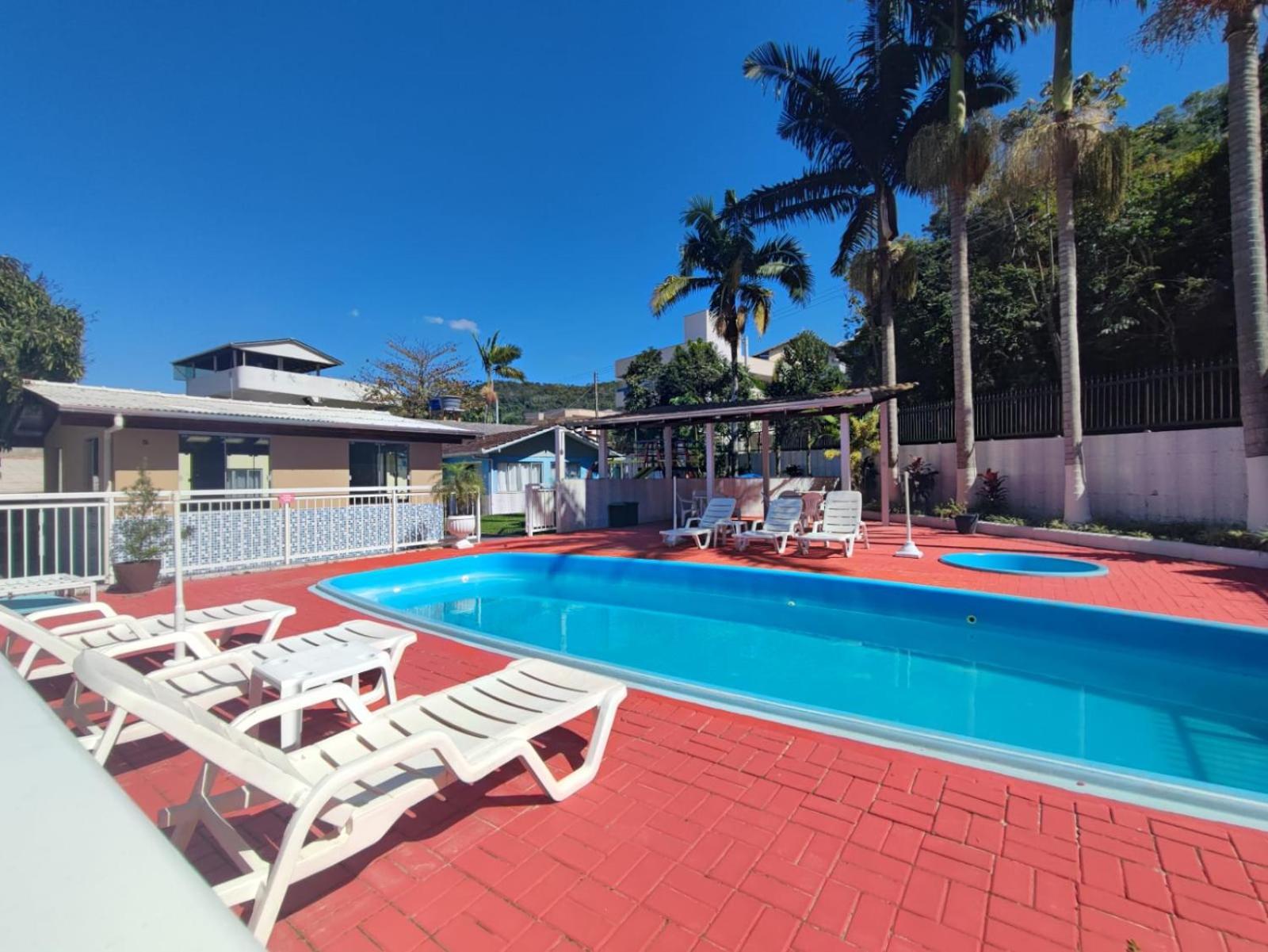 DK3 - CASA COM 3 SUITES COM PISCINA BRUNO KLEMTZ- 10 x sem juros no cartao Itapema Exterior foto