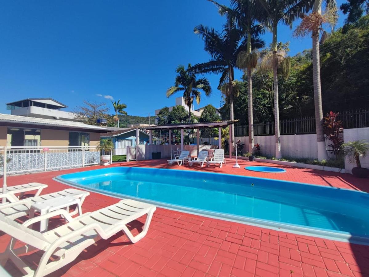 DK3 - CASA COM 3 SUITES COM PISCINA BRUNO KLEMTZ- 10 x sem juros no cartao Itapema Exterior foto